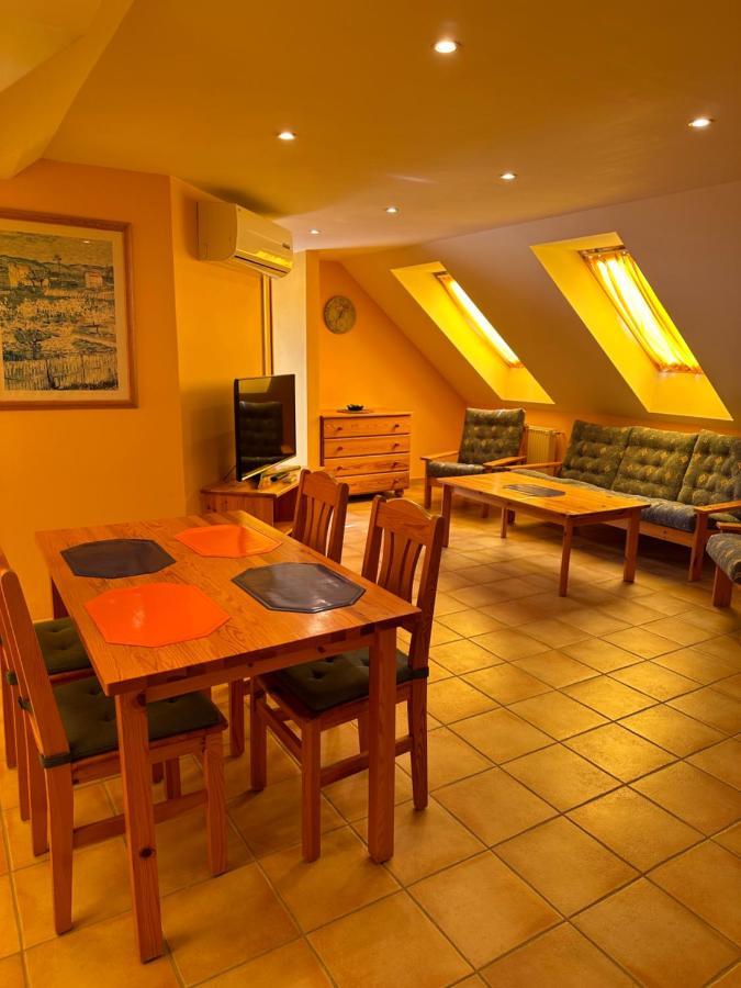 Apartment Roman Villa Hévíz Eksteriør bilde